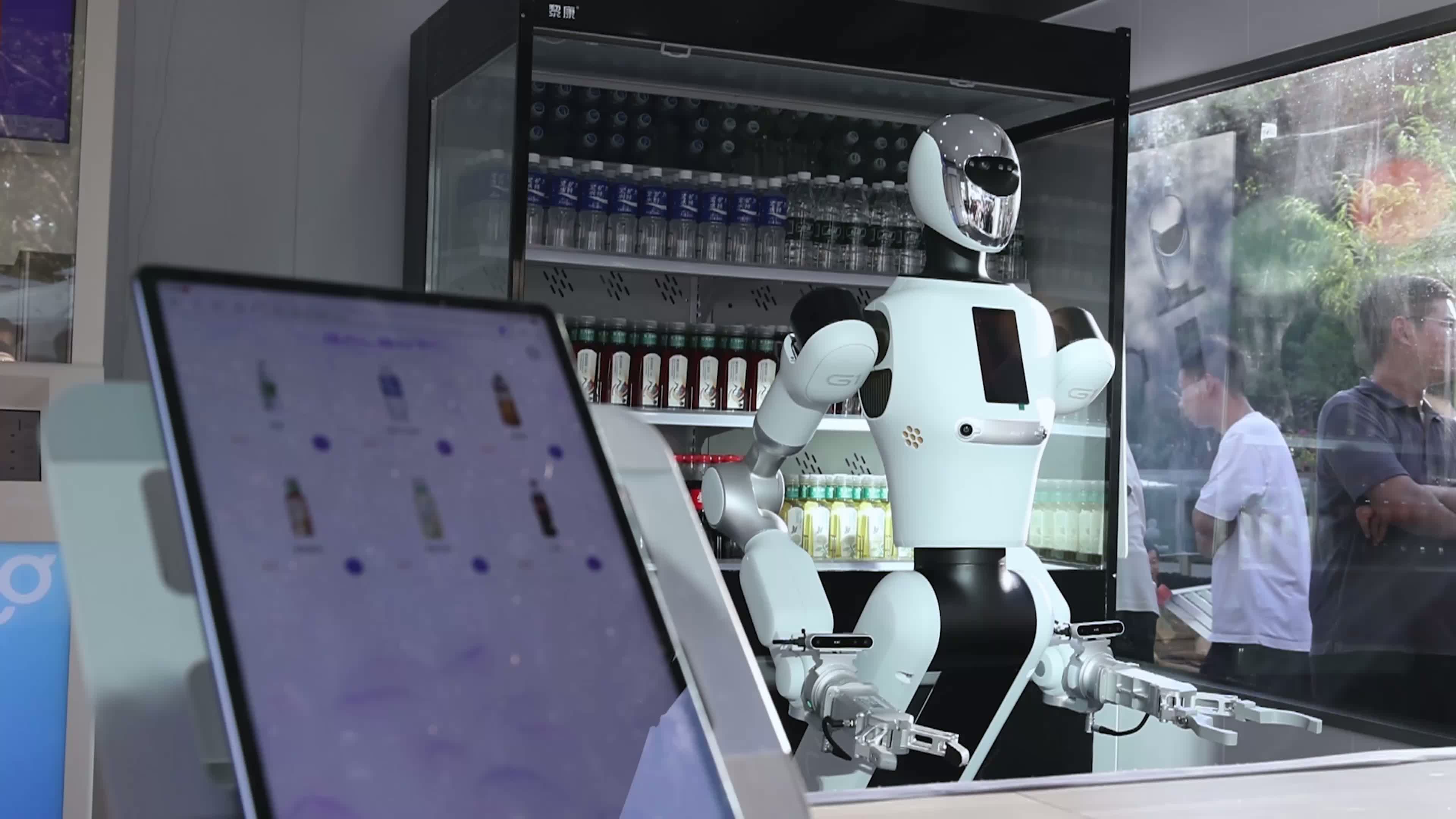 Galbot G1 操作能力视频海报